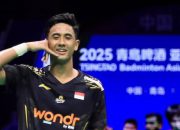 Alwi Farhan Debut Manis di Kejuaraan Dunia BWF 2025