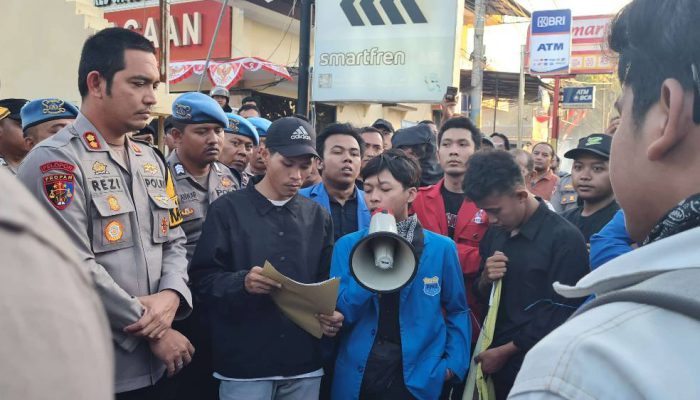 Solidaritas Ojol di Situbondo, Mahasiswa Tuntut Usut Tuntas Oknum Brimob