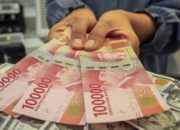 Demo Diwarnai Penjarahan, Rupiah Diprediksi Melemah Hingga 150 Poin, IHSG Turut Terdampak.