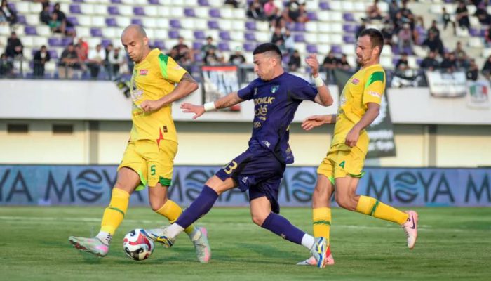 Persebaya Hentikan Tren Negatif, Curi Tiga Poin dari Markas Persita