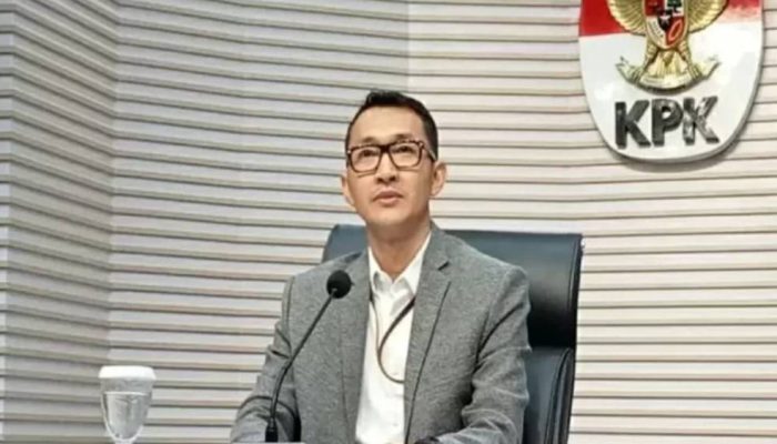 KPK Sita Aset Kasus Korupsi Kuota Haji: Uang 26 Miliar, Mobil, Tanah.