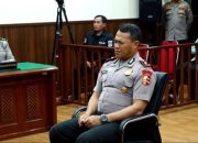 Kompol Kosmas Dipecat Polri Usai Ojol Tewas Terlindas Rantis Brimob