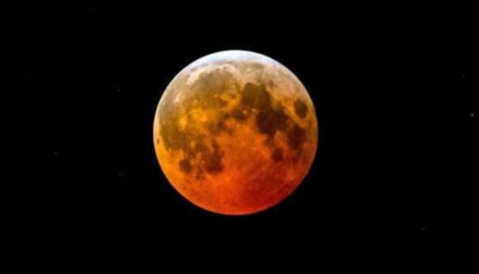 Gerhana Bulan Total 2025: Indonesia Saksikan Blood Moon 7 September!