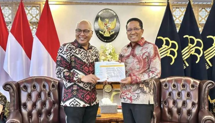 Pemerintah Sahkan Kepengurusan PWI Periode 2025-2030, Akhmad Munir Jadi Ketua Umum