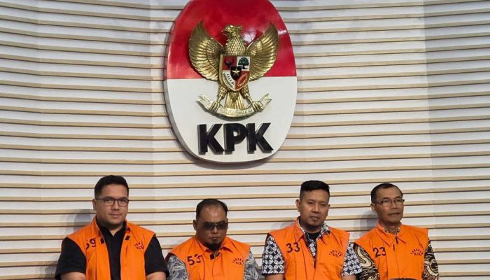 KPK Tahan Empat Tersangka Baru Kasus Korupsi Hibah Pokmas Jatim