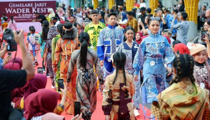 Bupati Ipuk: BBF 2025 Jadi Ruang Kreatif untuk Pengrajin dan Desainer Batik