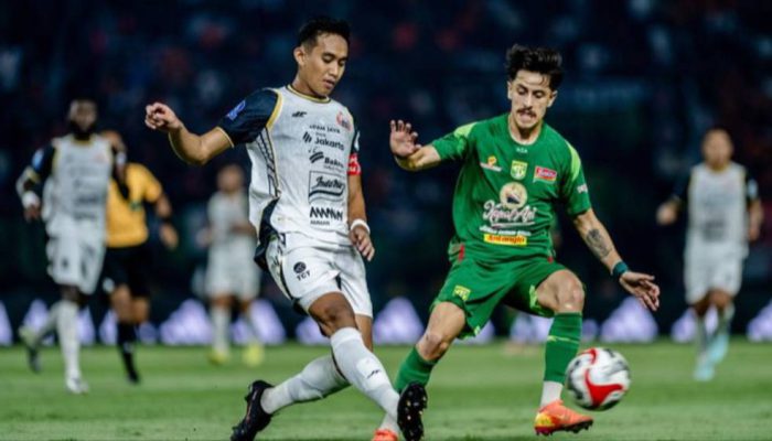 Persija Bungkam Persebaya 3-1 di Gelora Bung Tomo, Naik ke Peringkat Tiga Klasemen