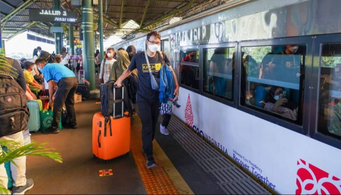 Selama Nataru, KAI Amankan 172 Barang Penumpang Tertinggal