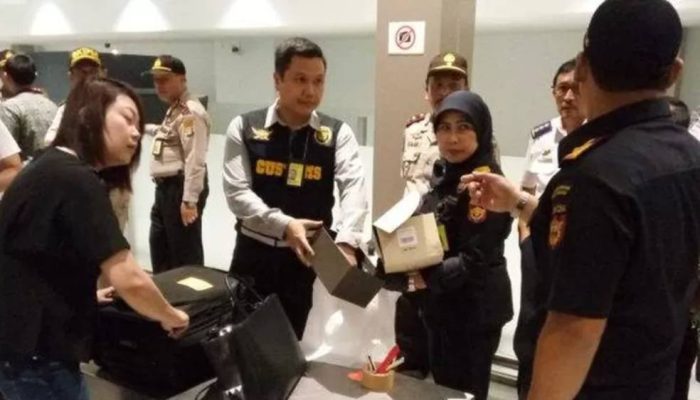 Hindari Masalah di Bandara, Ini Aturan Barang Bawaan Penumpang dari Luar Negeri