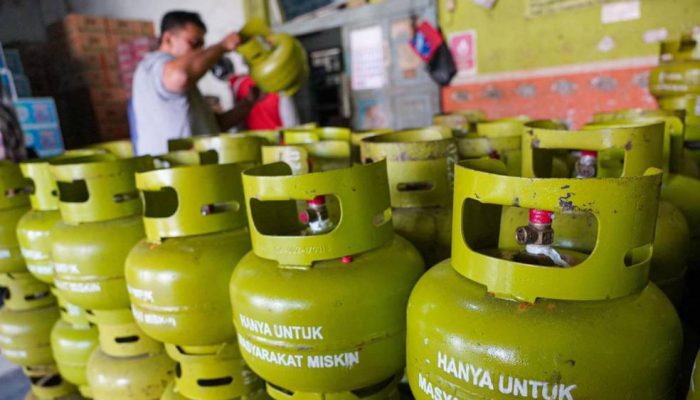 Antisipasi Lonjakan Permintaan, Pertamina Siapkan Tambahan 800 Ribu Lebih LPG 3 Kg di Jatim