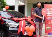 Tukar Poin di Program Undi-Undi Hepi, Dosen di Probolinggo Dapat Hadiah Mobil Honda Brio dari Telkomsel