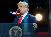 Negara Mitra Dagang Iran Terancam Tarif Impor Tinggi dari Trump