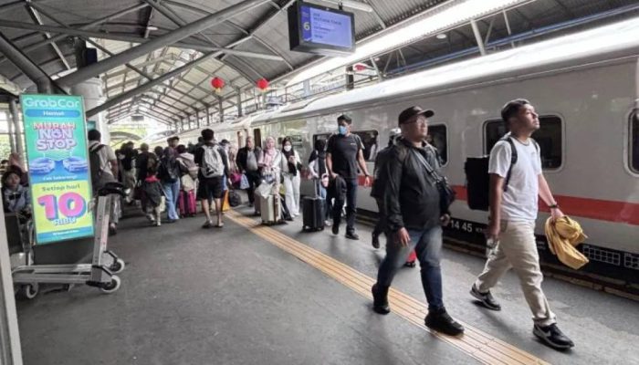 Awal Libur Imlek 2026, KAI Daop 8 Surabaya Layani 42.668 Pelanggan