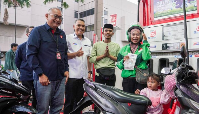 Pertamina Patra Niaga dan Telkomsel Hadirkan Promo Paket Data + Voucher BBM untuk Ojol