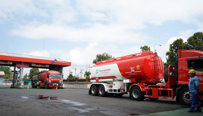 Harga BBM Disebut Akan Naik, Pertamina: Informasi Tidak Benar