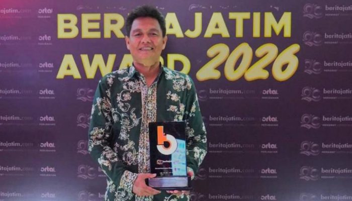 PT Terminal Teluk Lamong Raih Penghargaan TJSL di HUT ke-20 Beritajatim.com Berkat Program Kampung Hidroponik