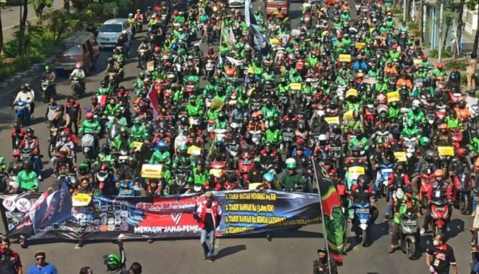 Besok, Ribuan Ojol Jatim Turun ke Jalan Tuntut Perlindungan Hukum