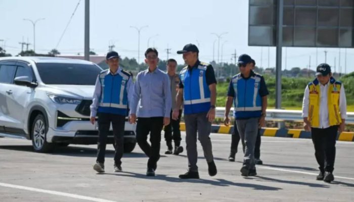 Wapres Gibran Pastikan Proyek Tol Prosiwangi Percepat Pertumbuhan Ekonomi Jatim