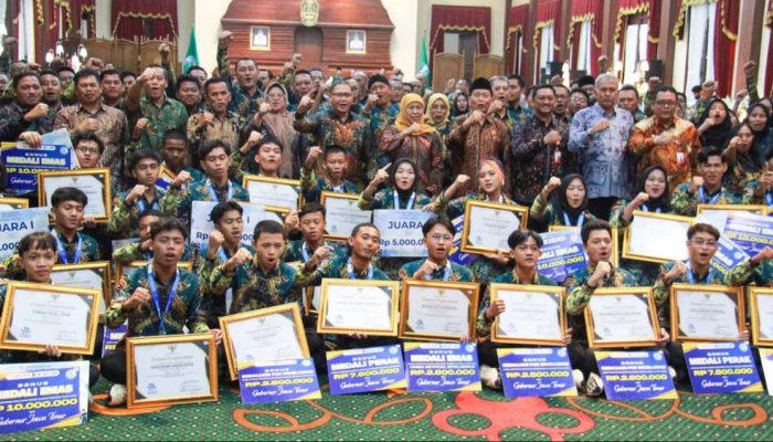 Khofifah: Prestasi LKS 2026 Buktikan Lulusan SMK Jawa Timur Siap Bersaing di Tingkat Global
