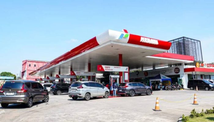 Airlangga Pastikan Harga Pertalite Aman hingga Desember 2026, APBN Jadi Penyangga di Tengah Gejolak Global