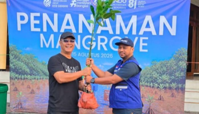 Perkuat Pelestarian Pesisir, TPS Salurkan 3.000 Bibit Mangrove ke Tambak Sarioso