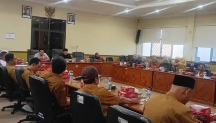 Data Penerima Bansos Dianggap Tak Akurat, Puluhan Kades di Sidoarjo Wadul ke DPRD