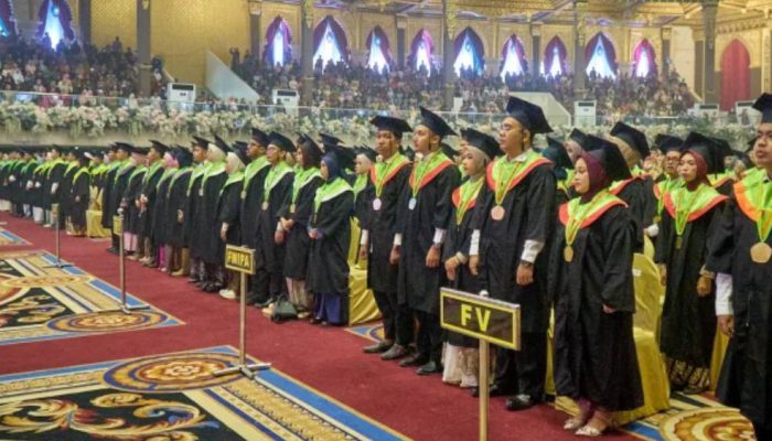 Wisuda UNESA 2026, 48 Persen Lulusan Disebut Sudah Mendapatkan Pekerjaan