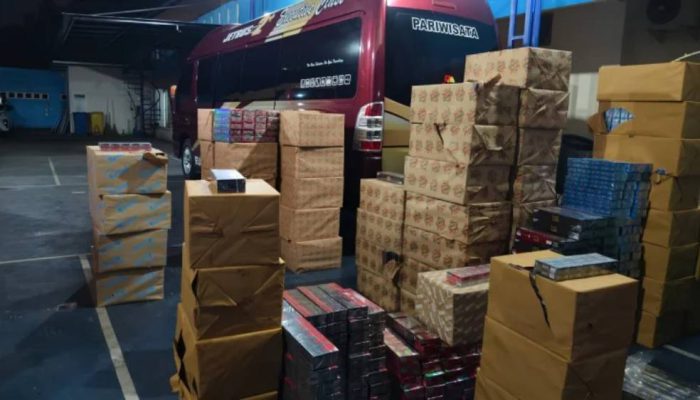 Patroli Bea Cukai di Kabupaten Malang Sita 74.920 Bungkus Rokok Ilegal